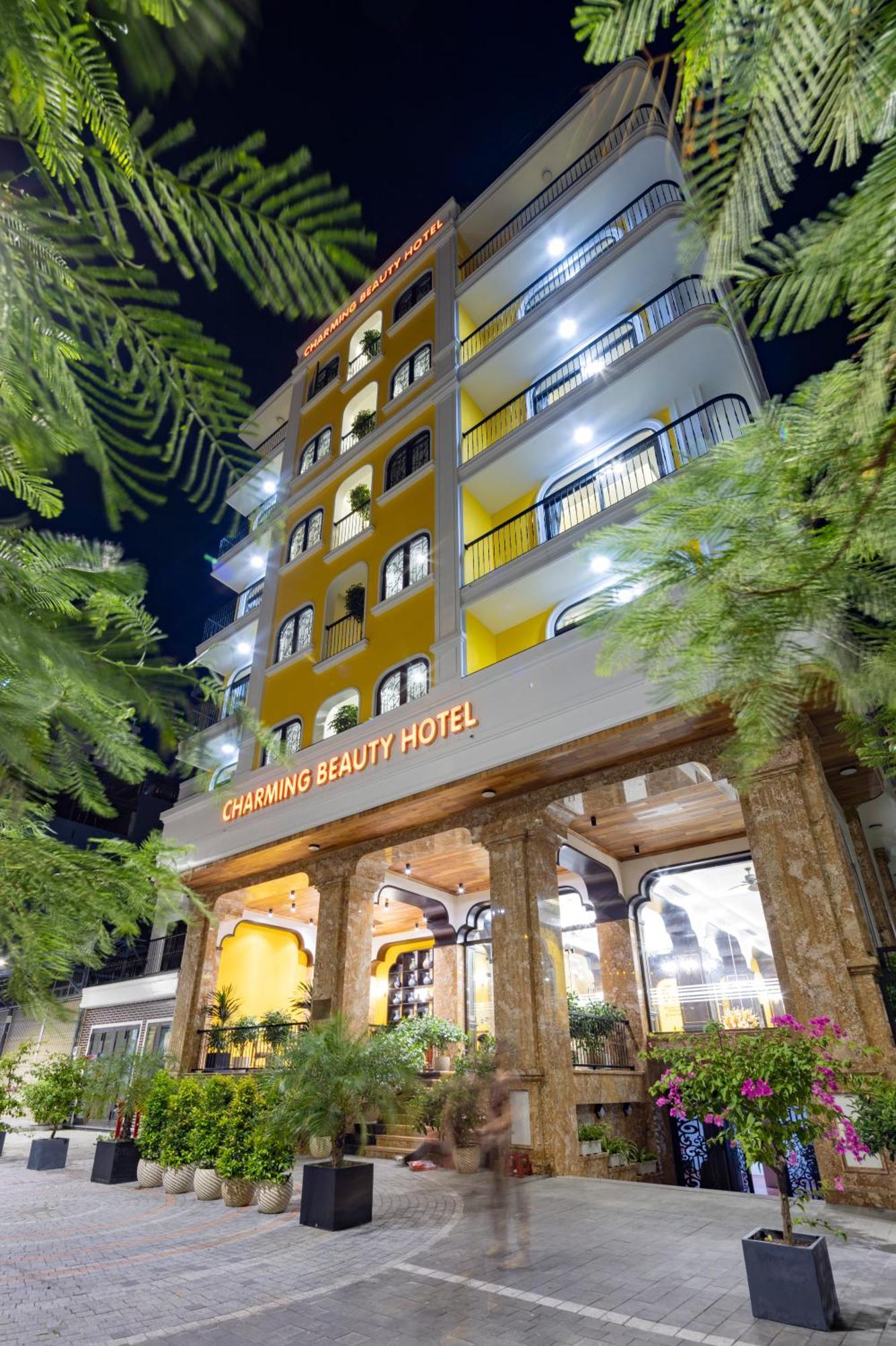 Charming Beauty Hotel Da Nang Exterior photo